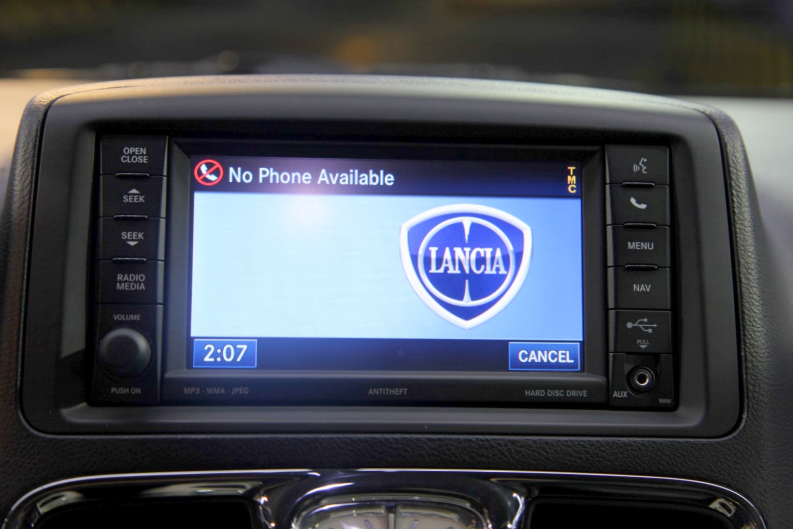 lancia voyager bluetooth