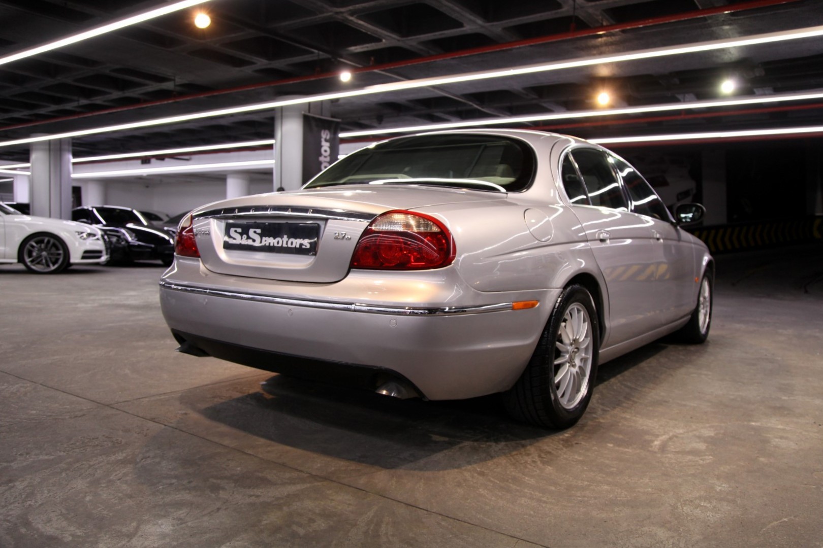 Kinsmart jaguar s type