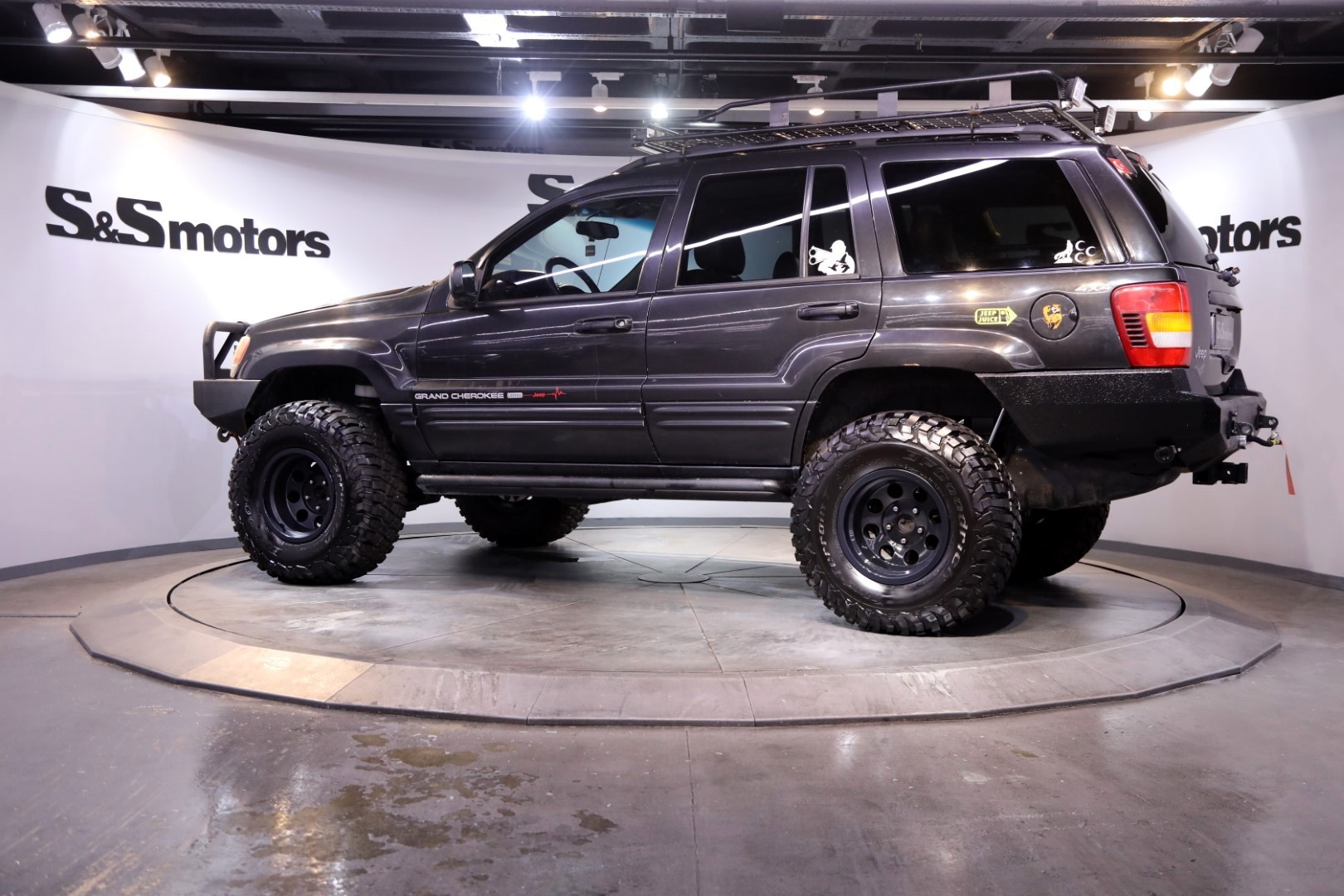 Jeep cherokee 4 7