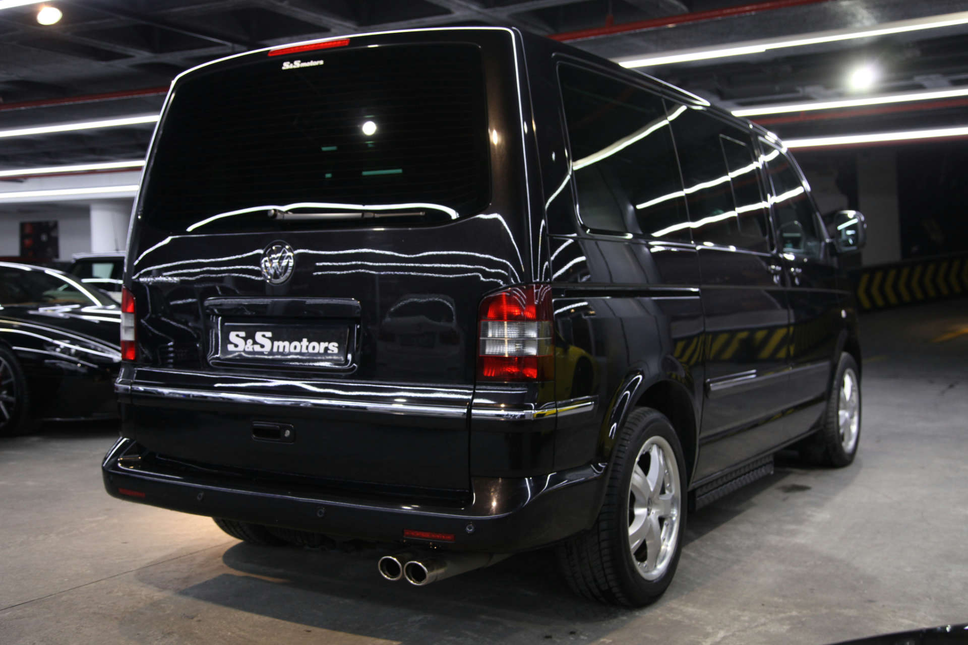 Volkswagen multivan business