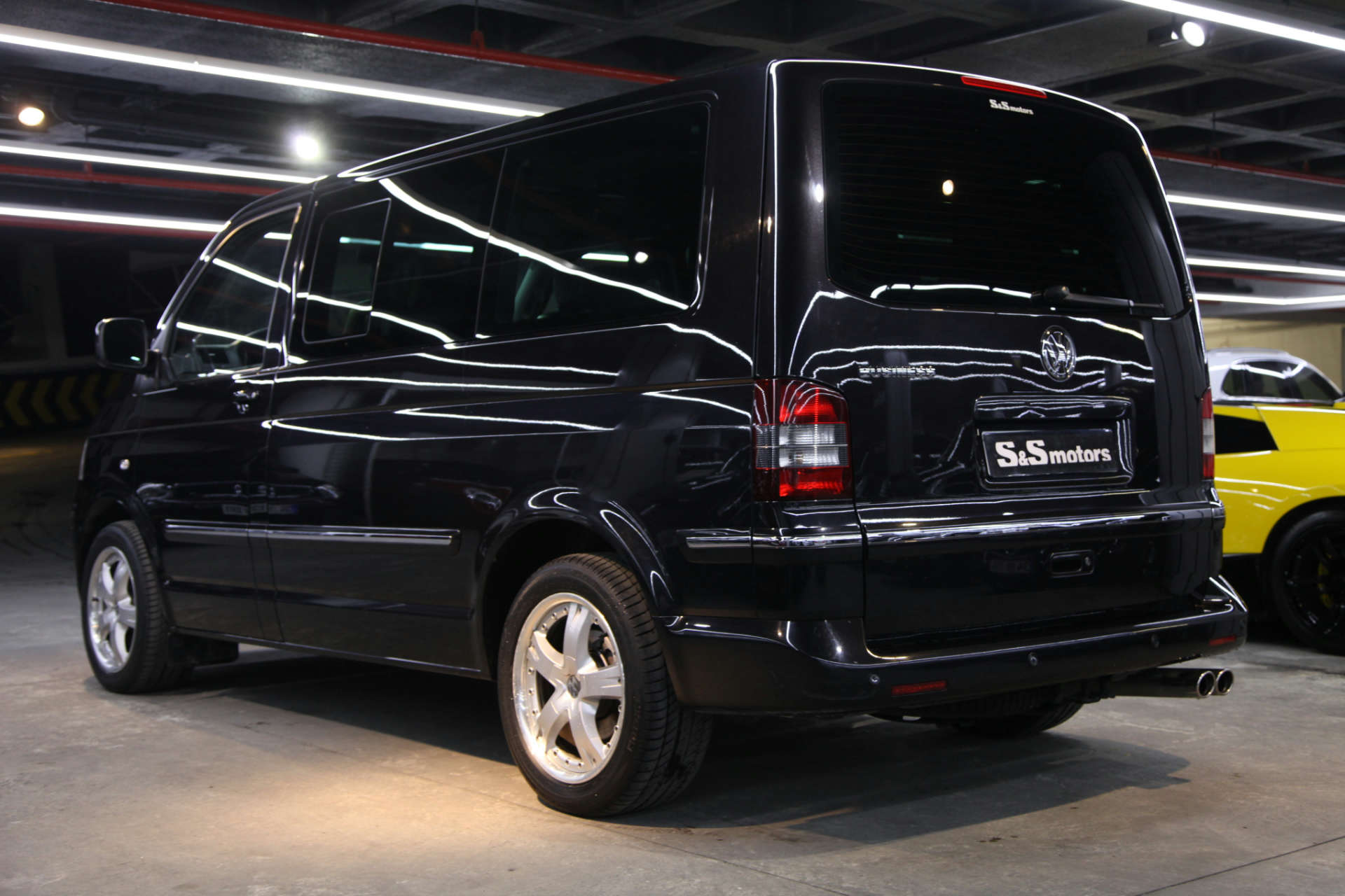 Volkswagen multivan business