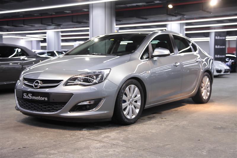 Opel / Astra / 1.4 T / Cosmo / 2013 ASTRA J 1.4. TURBO OTOMATİK